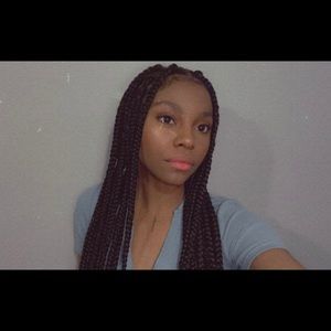 Meet your Posher, Antonia